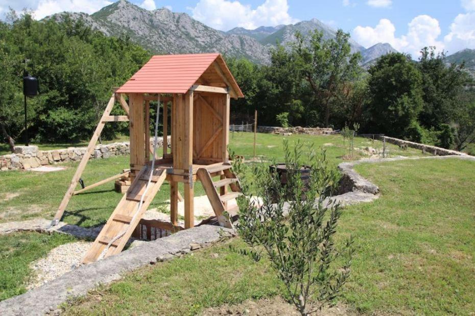 House Green Oaza Zadvarje Luaran gambar
