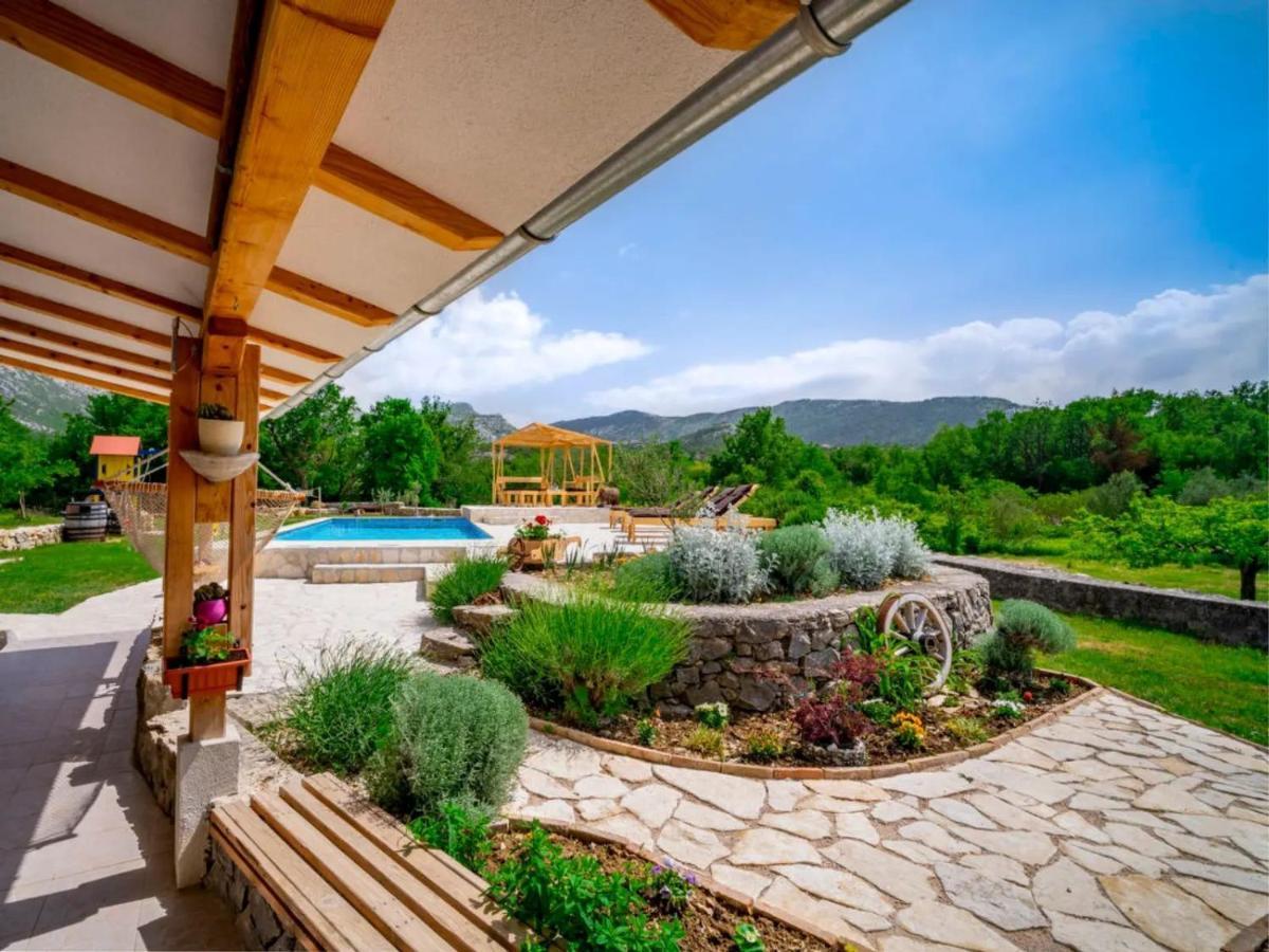 House Green Oaza Zadvarje Luaran gambar